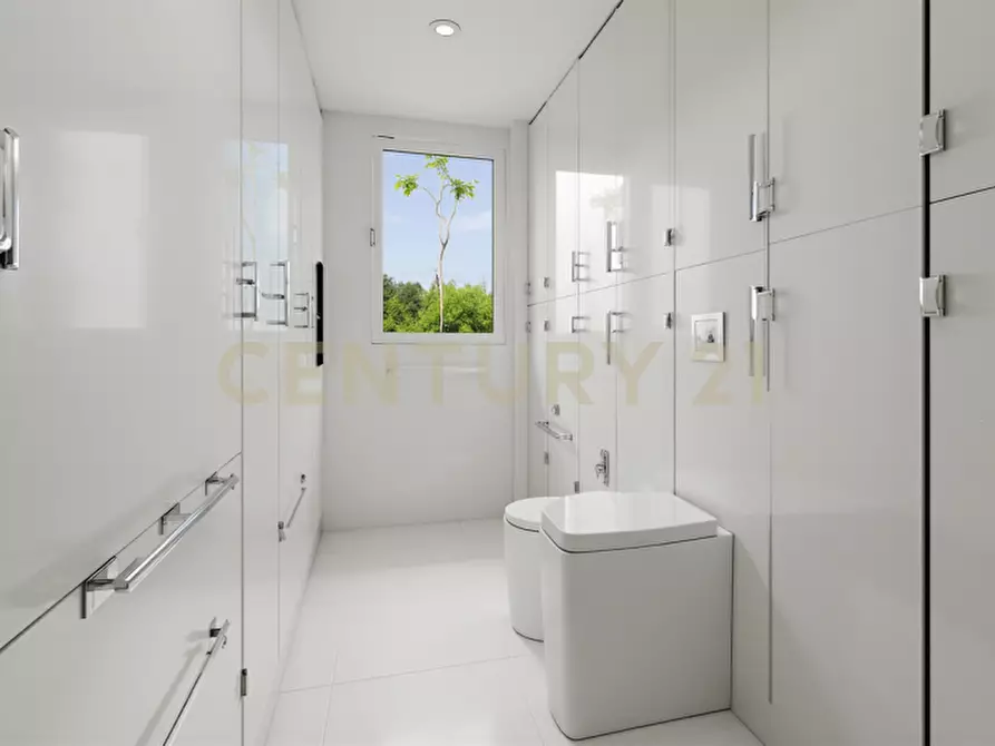 Immagine 7 di Casa indipendente in vendita  in Via Duca di Massa 17/19 a Aci Castello