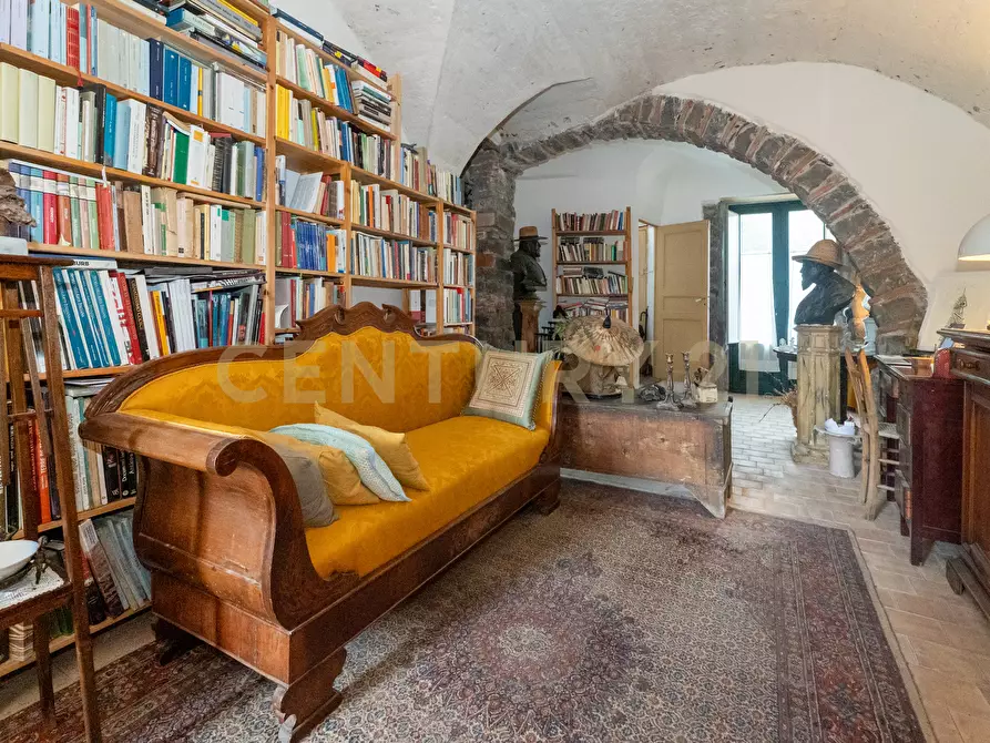 Immagine 2 di Casa indipendente in vendita  in Via Guglielmo Oberdan 15 a Linguaglossa