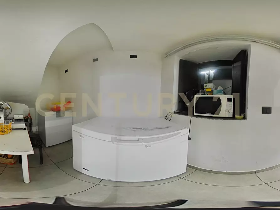 Immagine 76 di Bar / Ristorante in vendita  in Via Gemmellaro 47/A a Catania