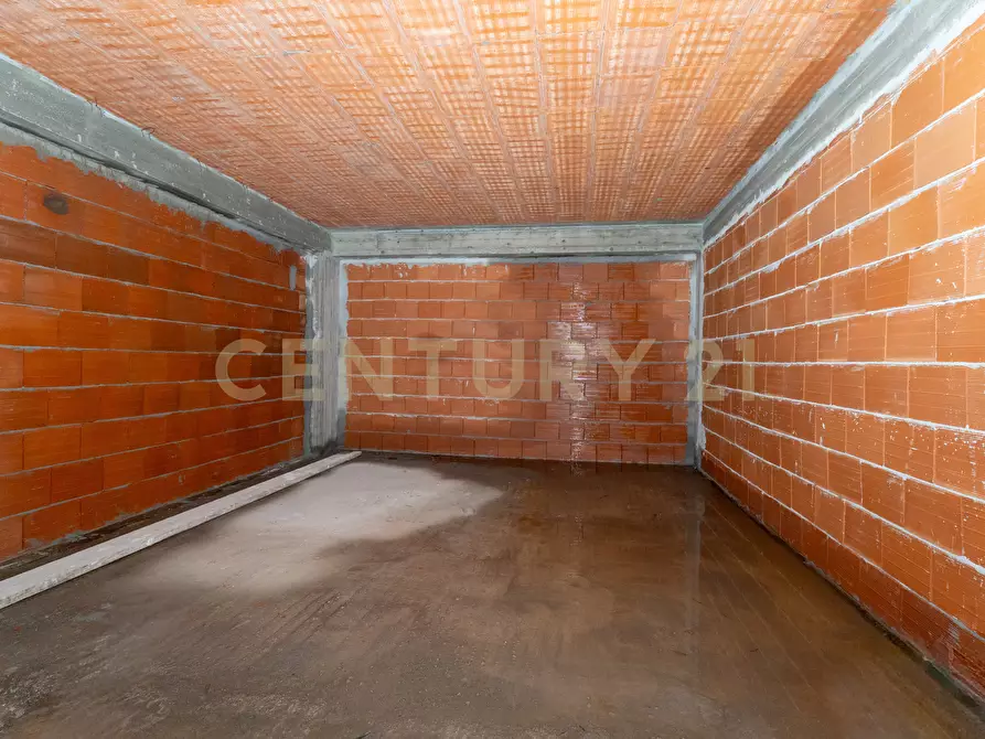 Immagine 47 di Quadrilocale in vendita  in Via Turati 13 a Belpasso