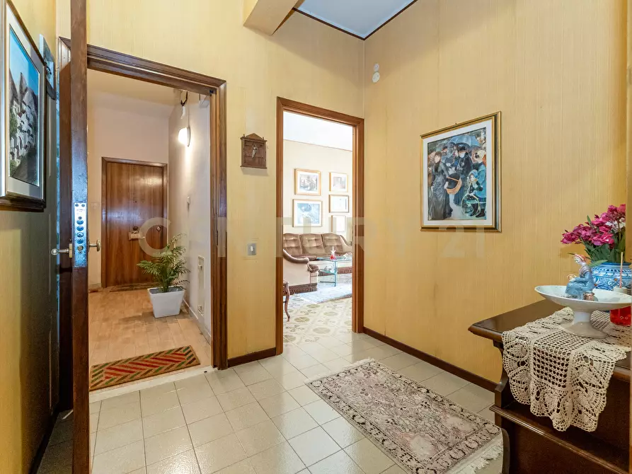 Immagine 14 di Appartamento in vendita  in Viale Alcide De Gasperi 187 a Catania