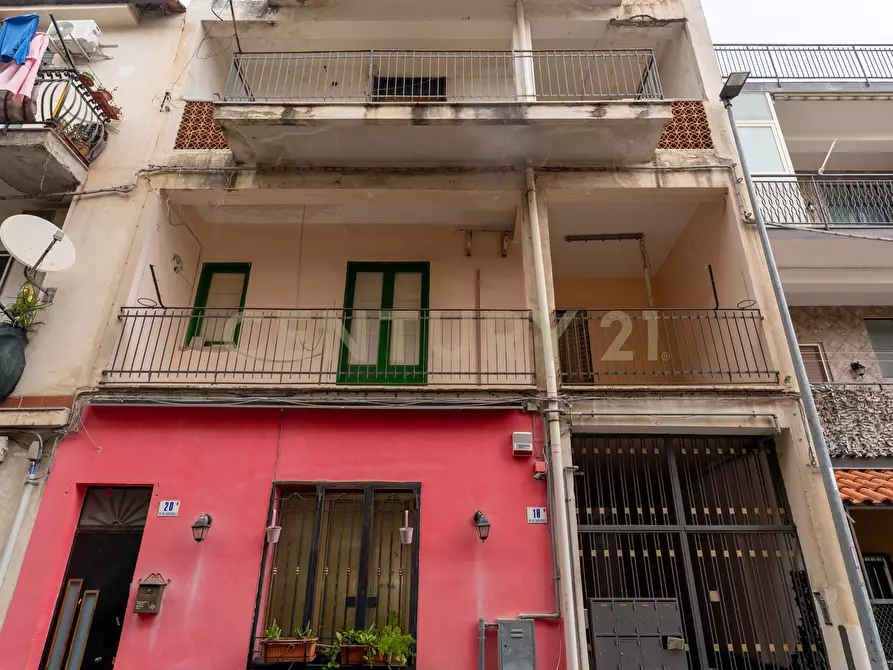 Immagine 38 di Appartamento in vendita  in Via dei Sanguinelli 18 a Catania