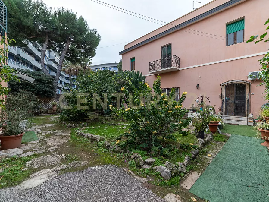 Immagine 7 di Villa in vendita  in Viale Scala Greca a Siracusa