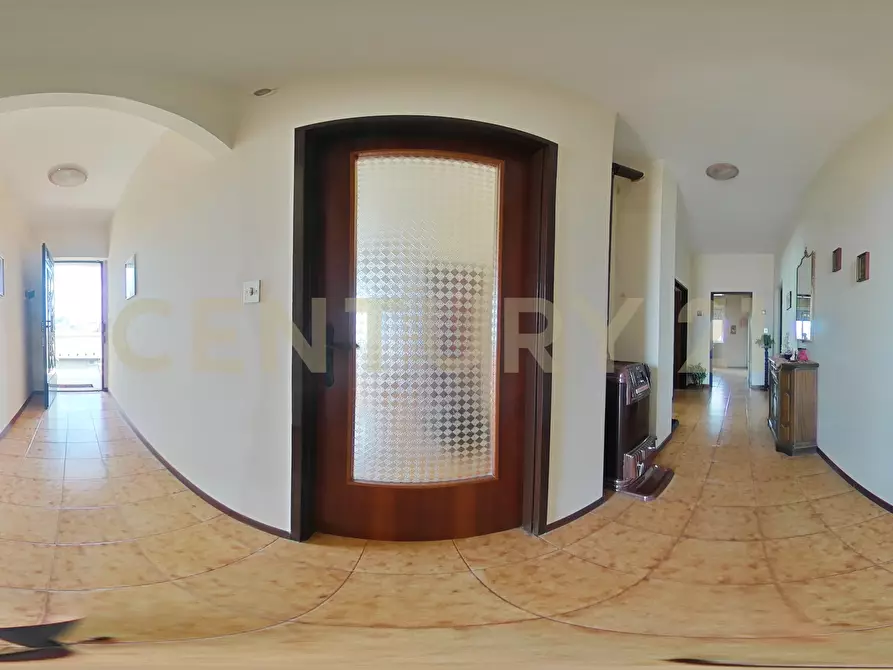 Immagine 69 di Casa bifamiliare in vendita  in Via Benedetto Croce 6 a Pedara