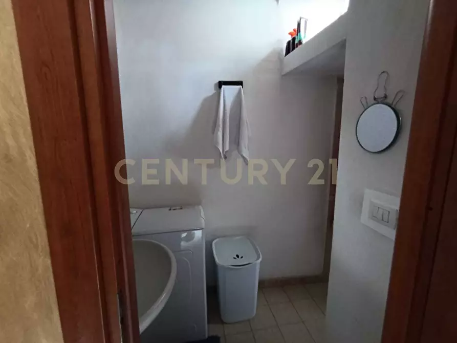 Immagine 21 di Bilocale in vendita  in Via Pistone 55 a Catania