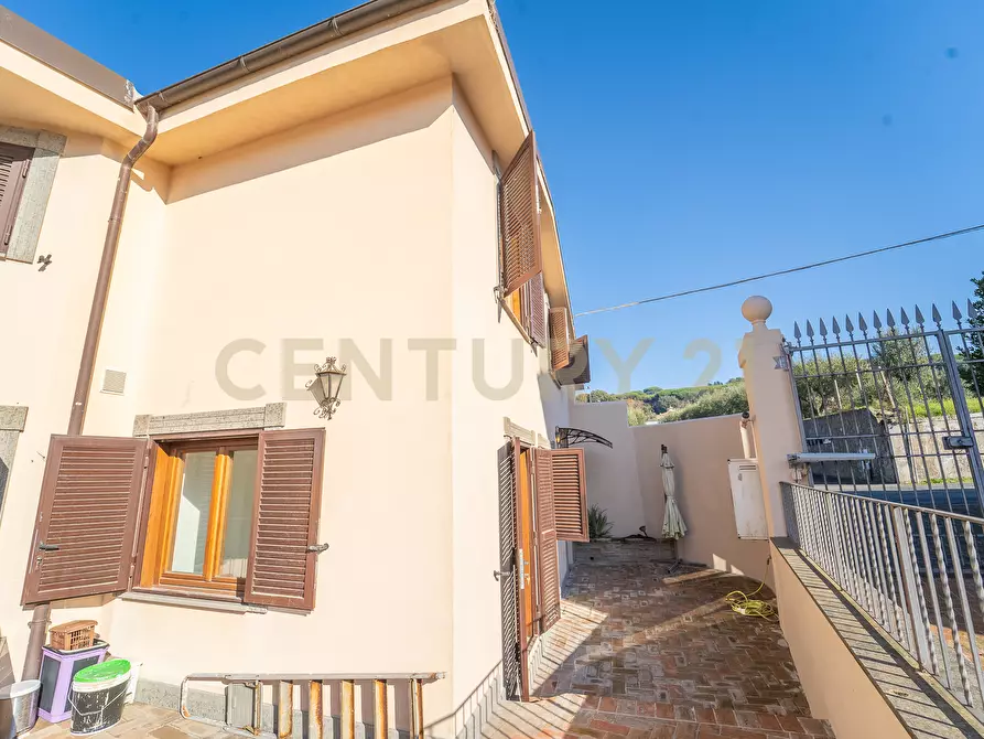 Immagine 40 di Casa bifamiliare in vendita  in Via Appia Nuova 17 a Albano Laziale