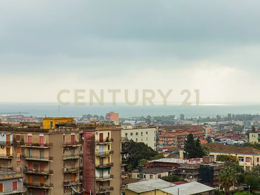 Immagine 21 di Quadrilocale in vendita  in Viale Pietro Querini 5 a Catania