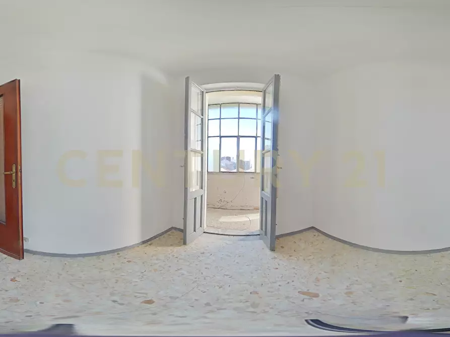 Immagine 43 di Bilocale in vendita  in Via Caduti del Lavoro 131 a Catania