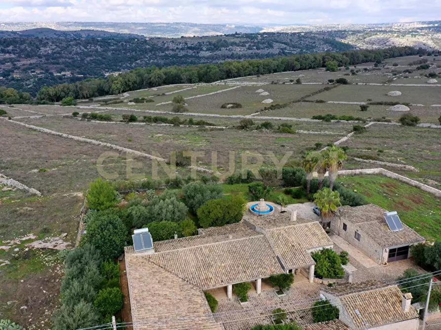 Immagine 41 di Villa in vendita  in Ctr. Pirato Cava Maria 37 a Modica