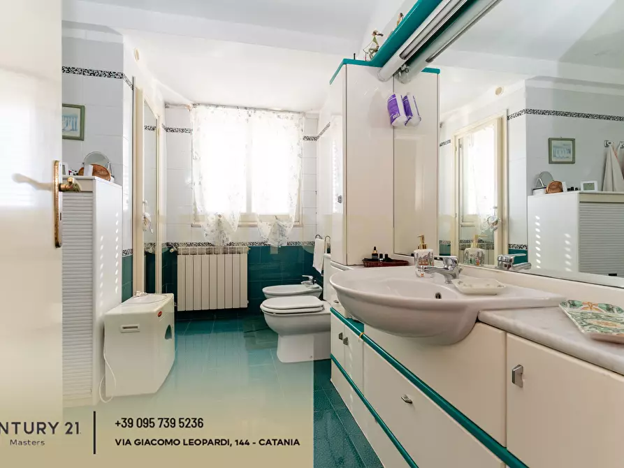 Immagine 85 di Casa semindipendente in vendita  in Via G. Leopardi 1 a Sant'agata Li Battiati