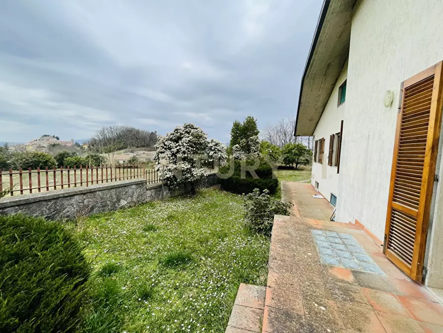 Immagine 36 di Villa in vendita  in Via Dante Alighieri a Semproniano