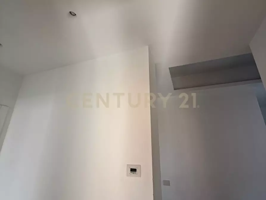 Immagine 46 di Trilocale in affitto  in Via Montecristo 10 a Roma