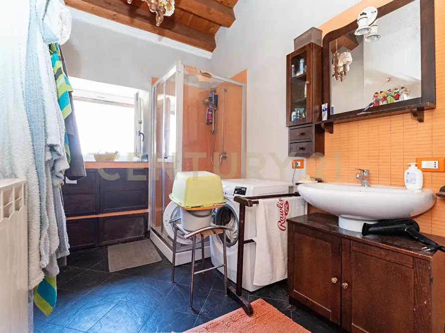 Immagine 38 di Villa in vendita  in Via Calvario 43 a Mascalucia