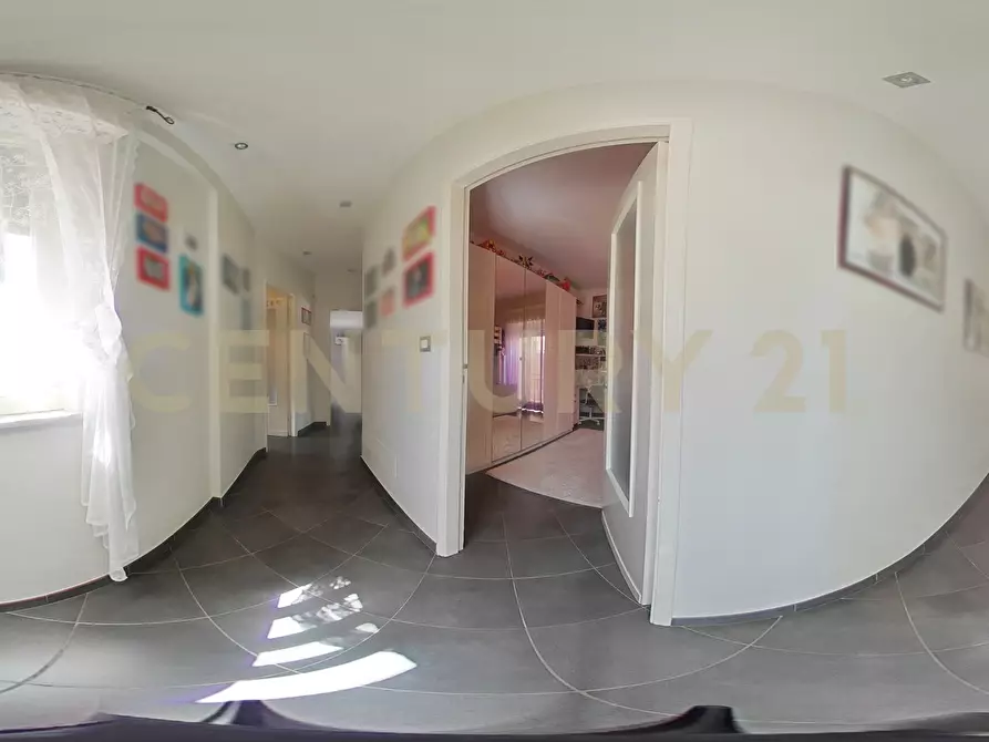 Immagine 50 di Quadrilocale in vendita  in Via Veglia 1 a Catania