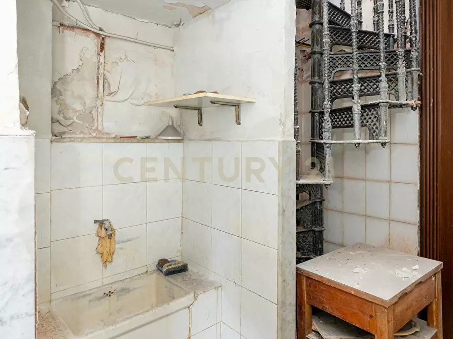 Immagine 45 di Bilocale in vendita  in Via Plebiscito 137 a Catania