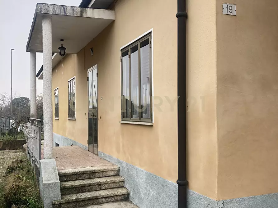 Immagine 11 di Casa indipendente in vendita  in Via Arcole 19 a Verona