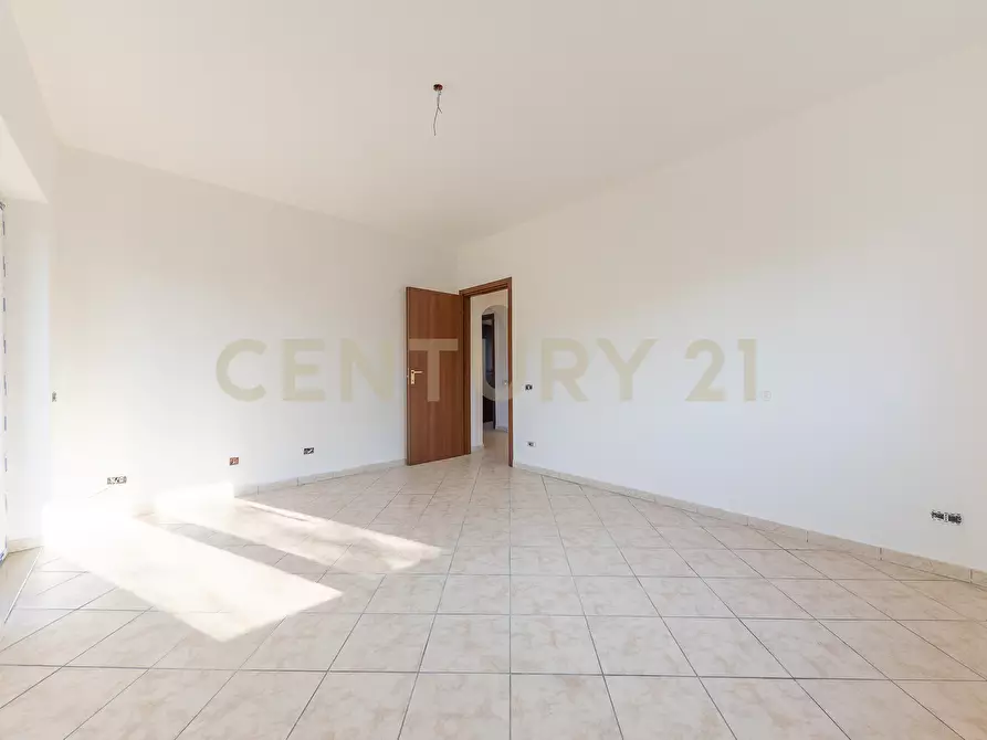 Immagine 11 di Villa in vendita  in Via Ombrone 9 a Aprilia