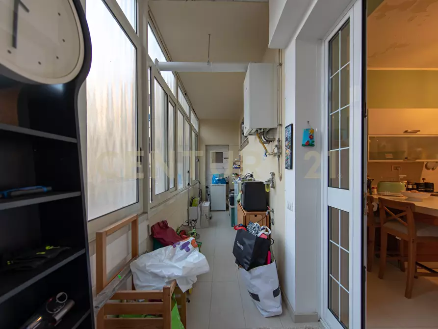 Immagine 43 di Quadrilocale in vendita  in Viale Ippocrate 116 a Roma