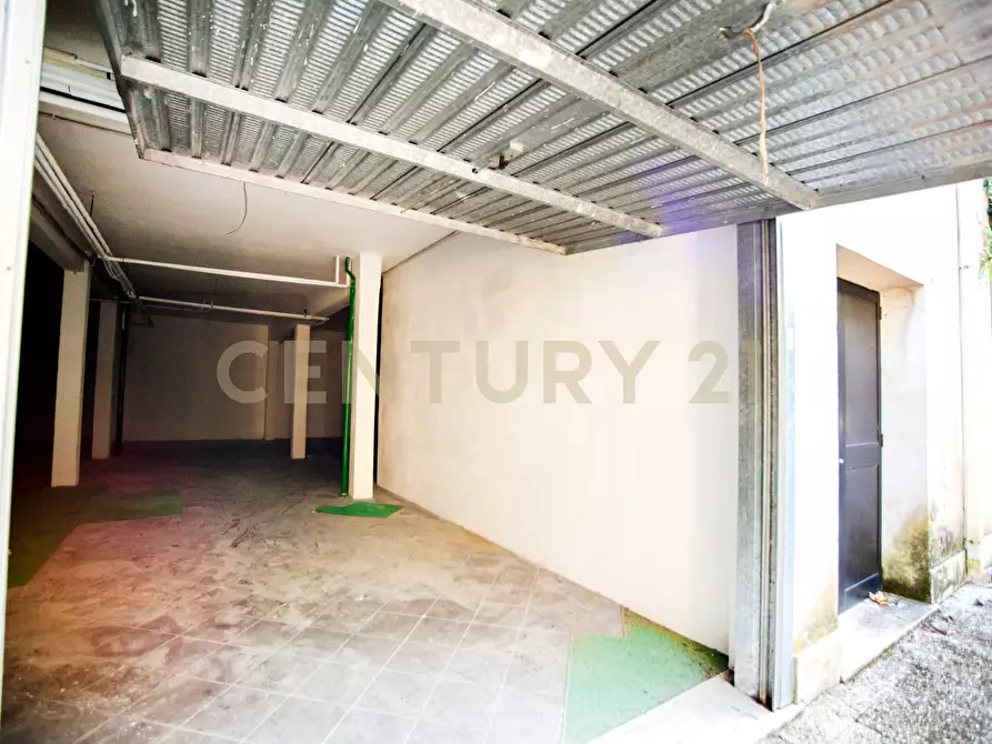 Immagine 43 di Casa bifamiliare in vendita  in Via Veientana 380D a Roma