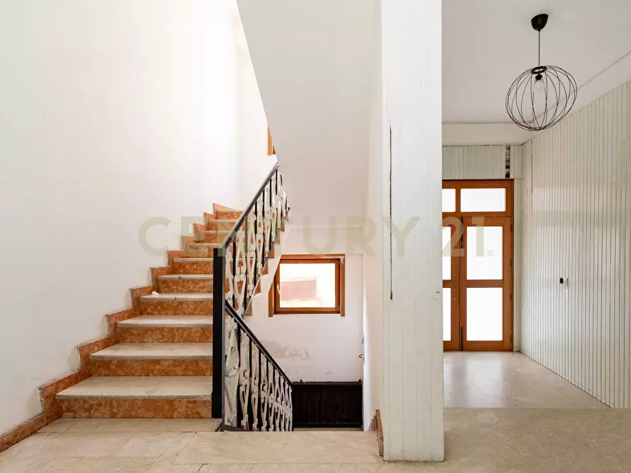 Immagine 15 di Trilocale in vendita  in Corso San Vito 128 a Catania