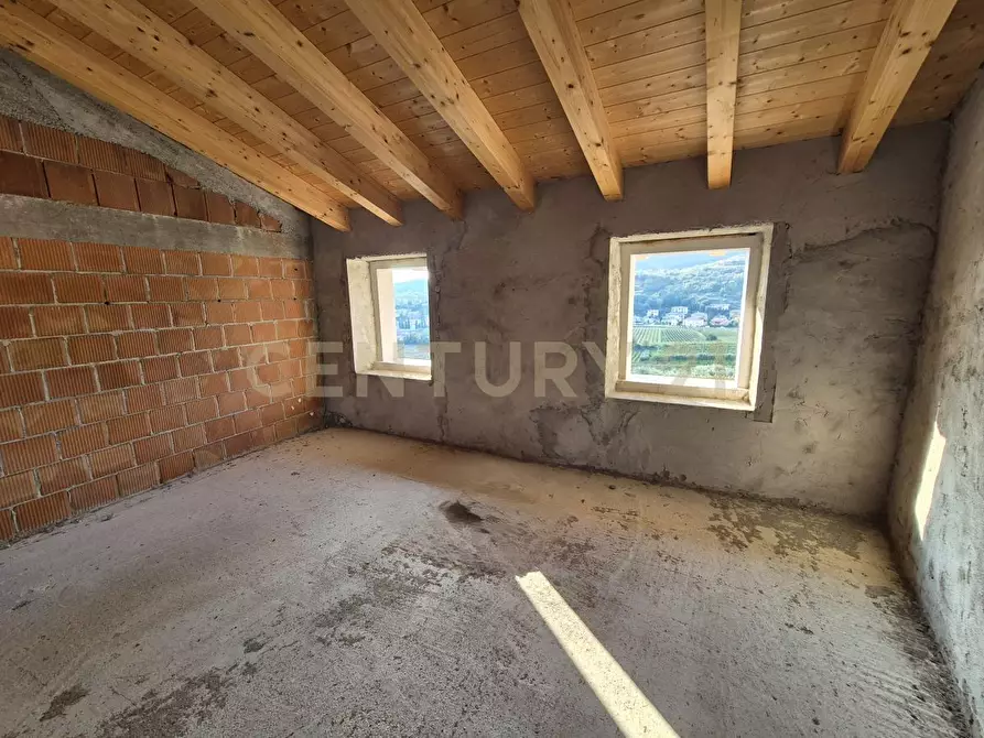 Immagine 43 di Palazzo in vendita  in Via Vigolo 1 a Negrar di Valpolicella