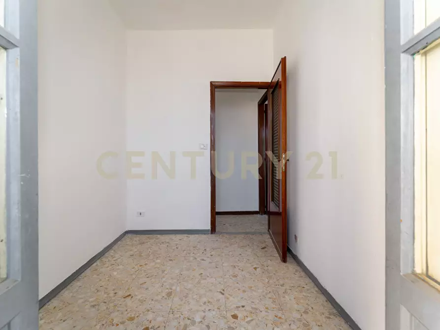 Immagine 9 di Bilocale in vendita  in Via Caduti del Lavoro 131 a Catania