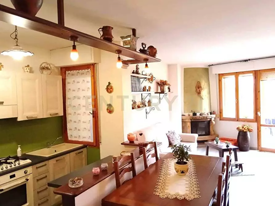 Immagine 4 di Appartamento in vendita  in Via Seggiano 29 a Abbadia San Salvatore