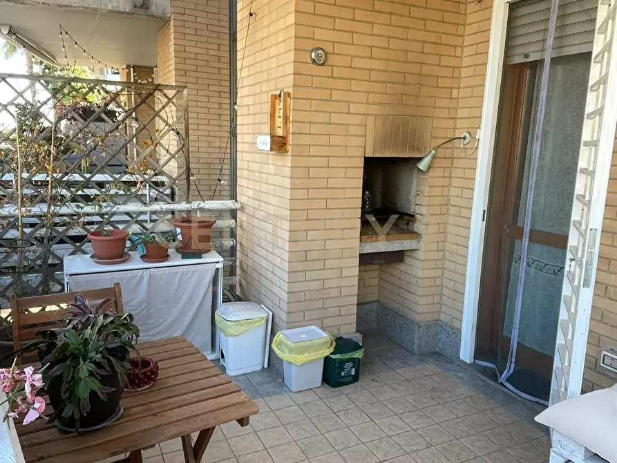 Immagine 2 di Bilocale in affitto  in via Giuseppe De Santis 3 a Roma