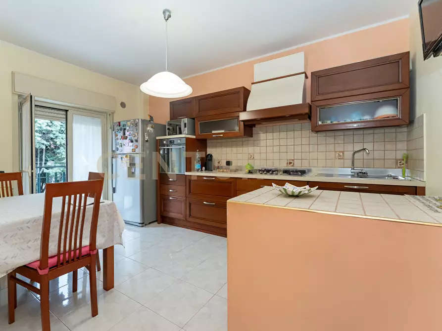 Immagine 29 di Quadrilocale in vendita  in Via Giolitti Giovanni SNC a Gravina Di Catania