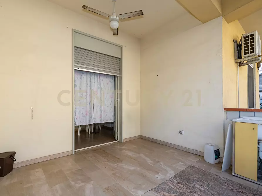 Immagine 25 di Trilocale in vendita  in Via Consolare Valeria 9797 a Sant'alessio Siculo
