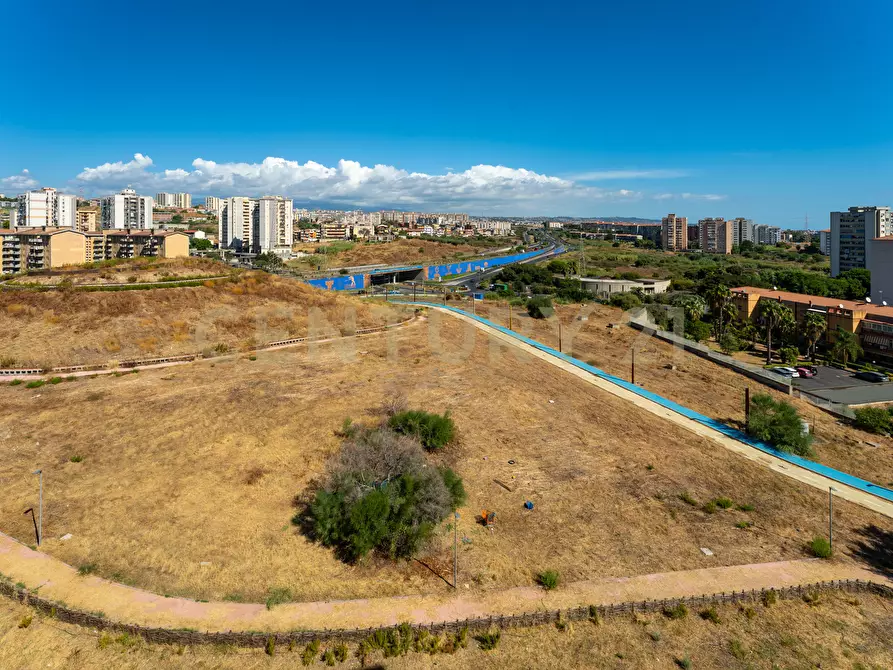 Immagine 14 di Trilocale in vendita  in VIALE CASTAGNOLA 17 a Catania
