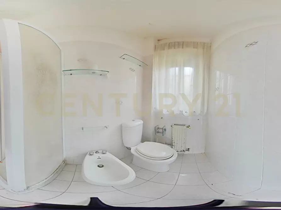 Immagine 45 di Pentalocale in vendita  in Via Stefano Vitale 12 a Catania