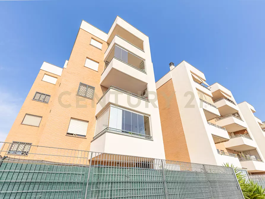 Immagine 6 di Bilocale in vendita  in Via Raffaello Liberti 163 a Roma