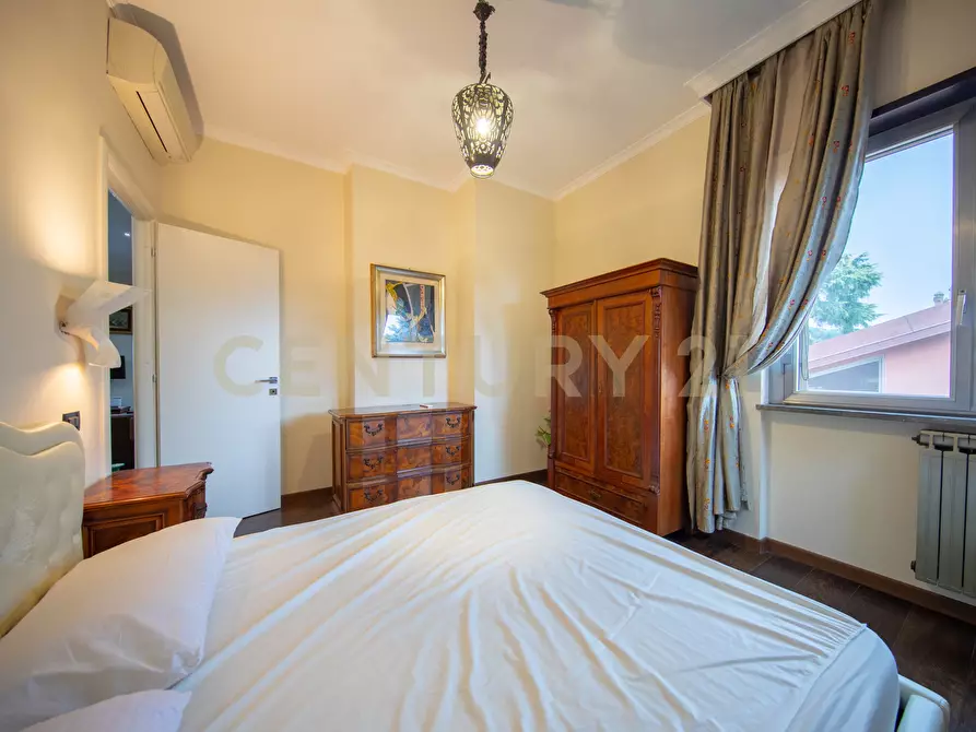 Immagine 24 di Trilocale in vendita  in Via Aurelia 301 a Roma