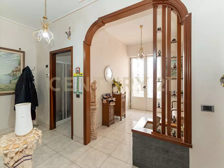 Immagine 14 di Pentalocale in vendita  in Via Goffredo Mameli 4 a Belpasso