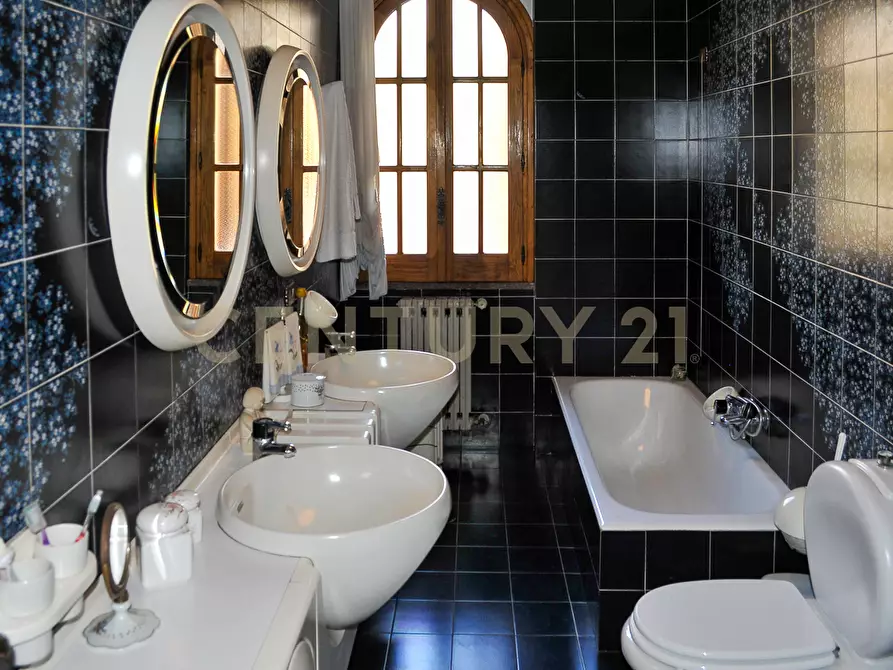 Immagine 22 di Villa in vendita  in Via Musumeci 47 a Giarre