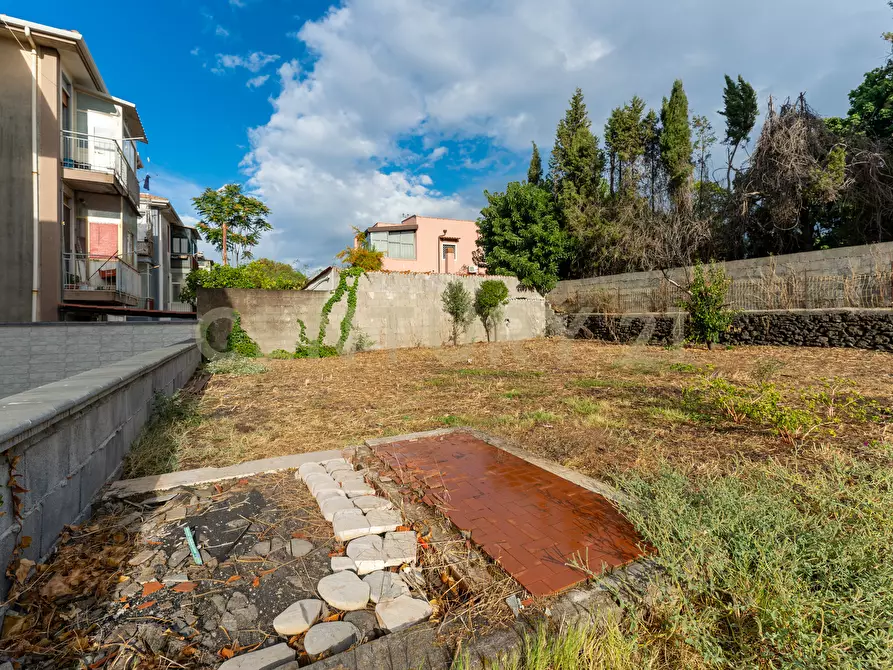 Immagine 33 di Terreno edificabile in vendita  in Via Catania 77 a San Gregorio Di Catania