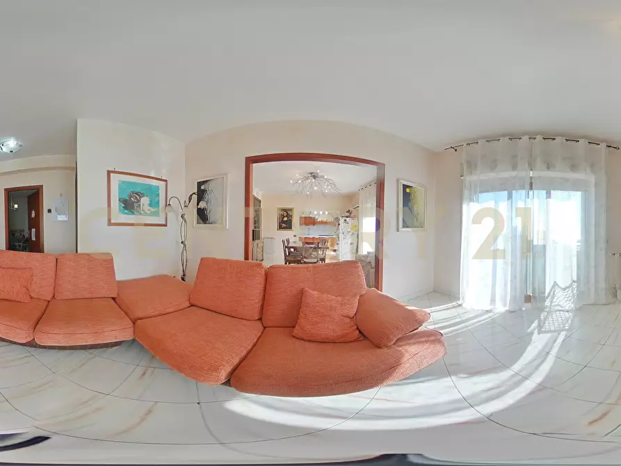 Immagine 31 di Appartamento in vendita  in Via Spagnola 51 a Aci Castello