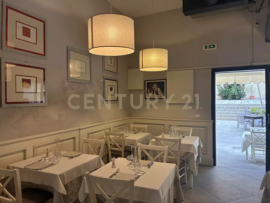 Immagine 1 di Bar / Ristorante in vendita  in Via Roma 75 a Orbetello