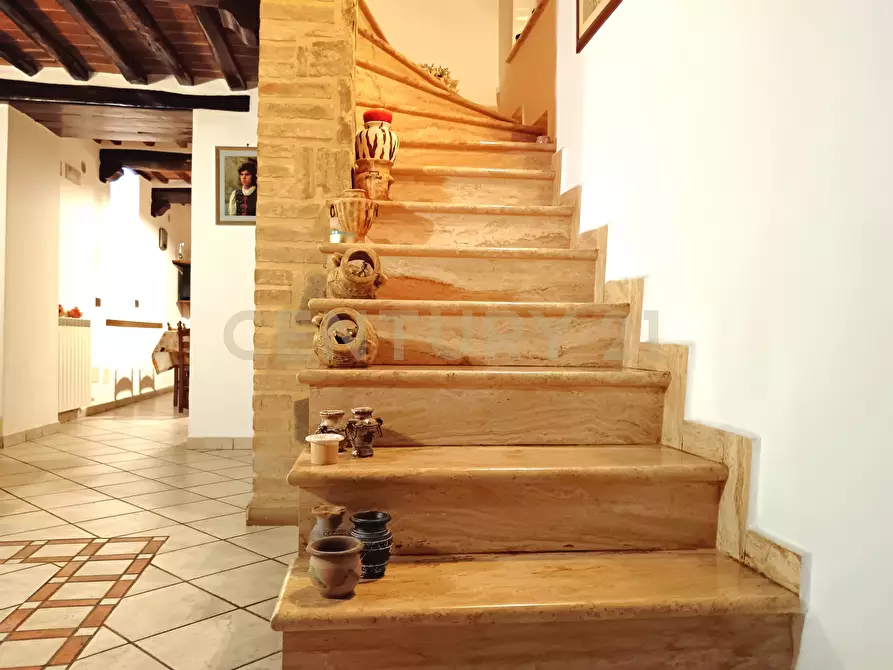 Immagine 38 di Terratetto in vendita  in Via Moglio 56 a Montalcino