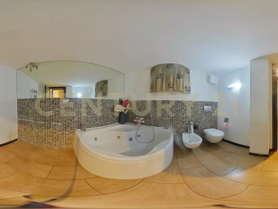 Immagine 79 di Villetta a schiera in vendita  in Via Maria Gianni 81 a Catania