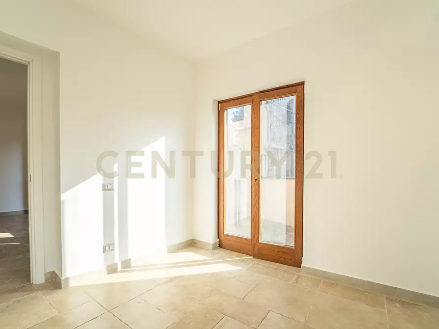 Immagine 12 di Casa bifamiliare in vendita  in Via Appia Nuova 17 a Albano Laziale