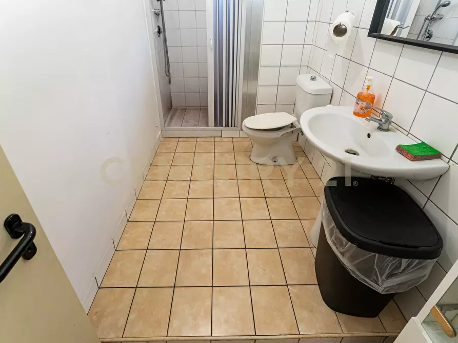 Immagine 27 di Ufficio in vendita  in Via Grazia Deledda 17/A a Catania