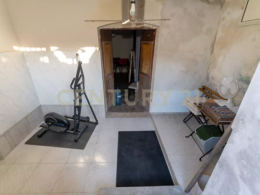 Immagine 43 di Porzione di casa in vendita  in Via XXXI Maggio 34 a Catania