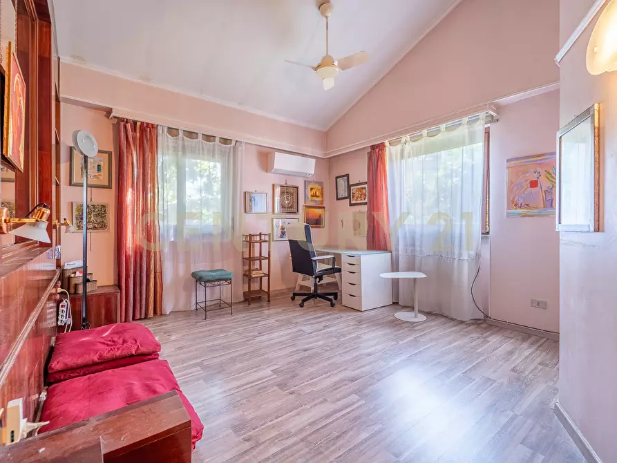 Immagine 13 di Casa indipendente in vendita  in Viale del Canopo 37 a Tivoli