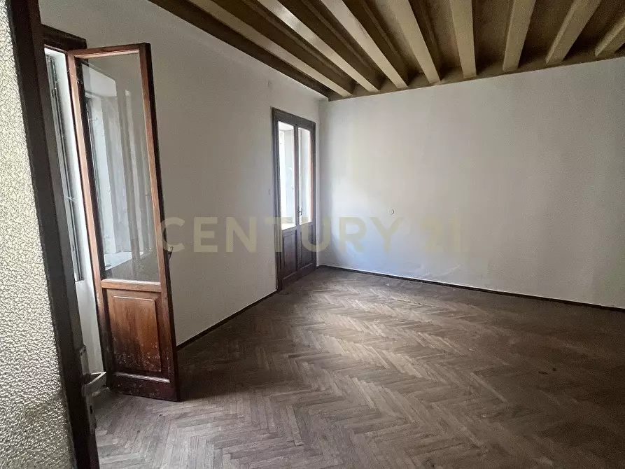 Immagine 11 di Appartamento in vendita  in Corso Italia 18 a Valdagno