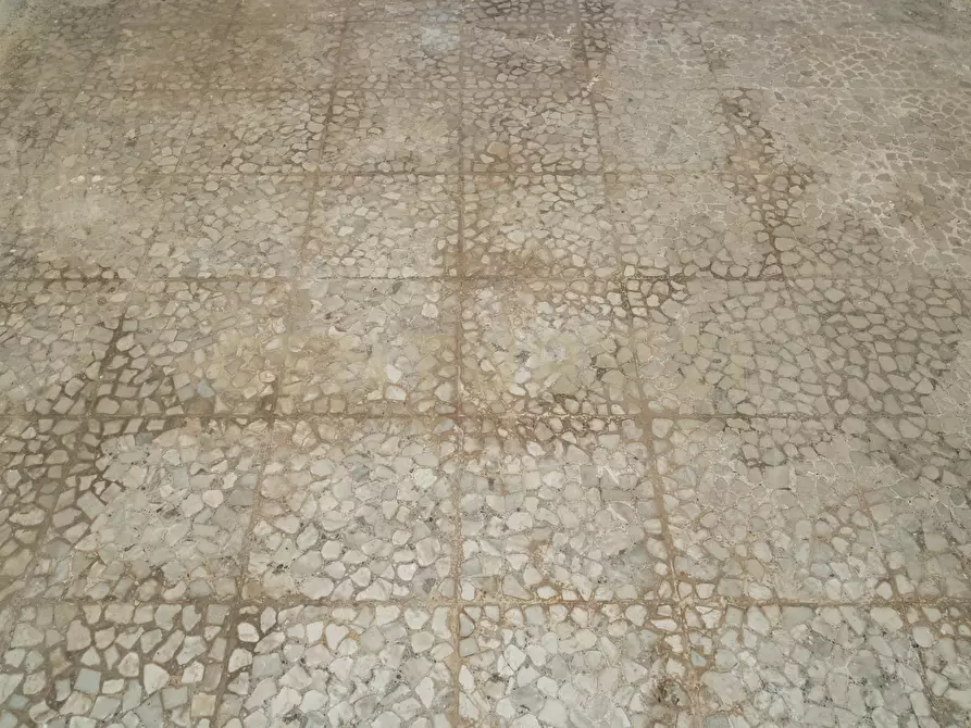 Immagine 39 di Rustico / casale in vendita  in Via Alessandro Manzoni 10 a Motta Sant'anastasia