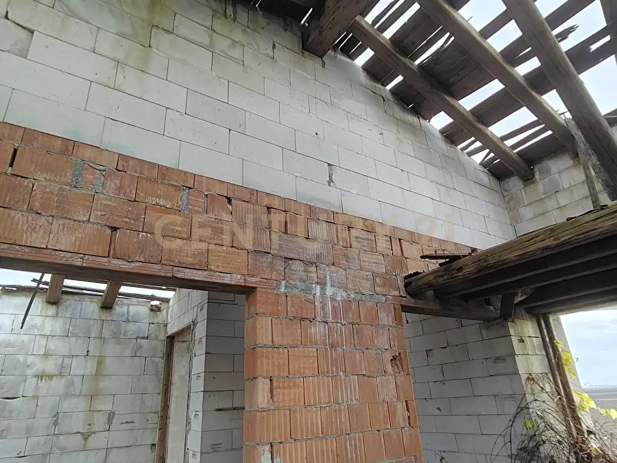 Immagine 14 di Casa indipendente in vendita  in Via Caprera a Rovigo