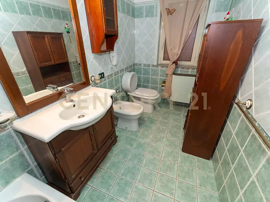 Immagine 32 di Attico in vendita  in Via Finocchiari 12 a Aci Catena