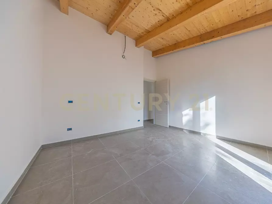 Immagine 6 di Casa trifamiliare in vendita  in Via Basento 4 a Aprilia